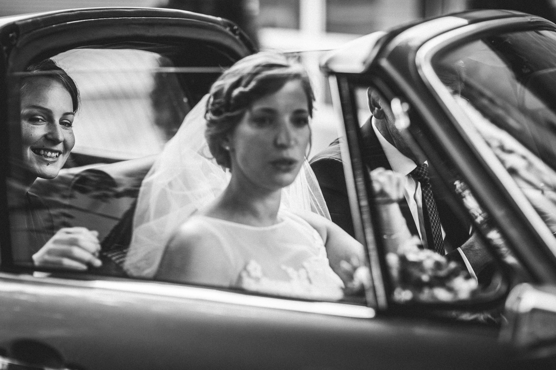 Ankunft der Braut im Cabriolet