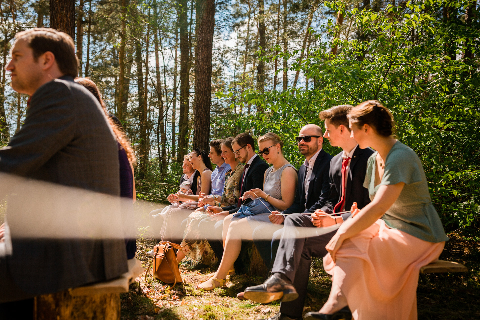 Hochzeit - Eheringe weiterreichen