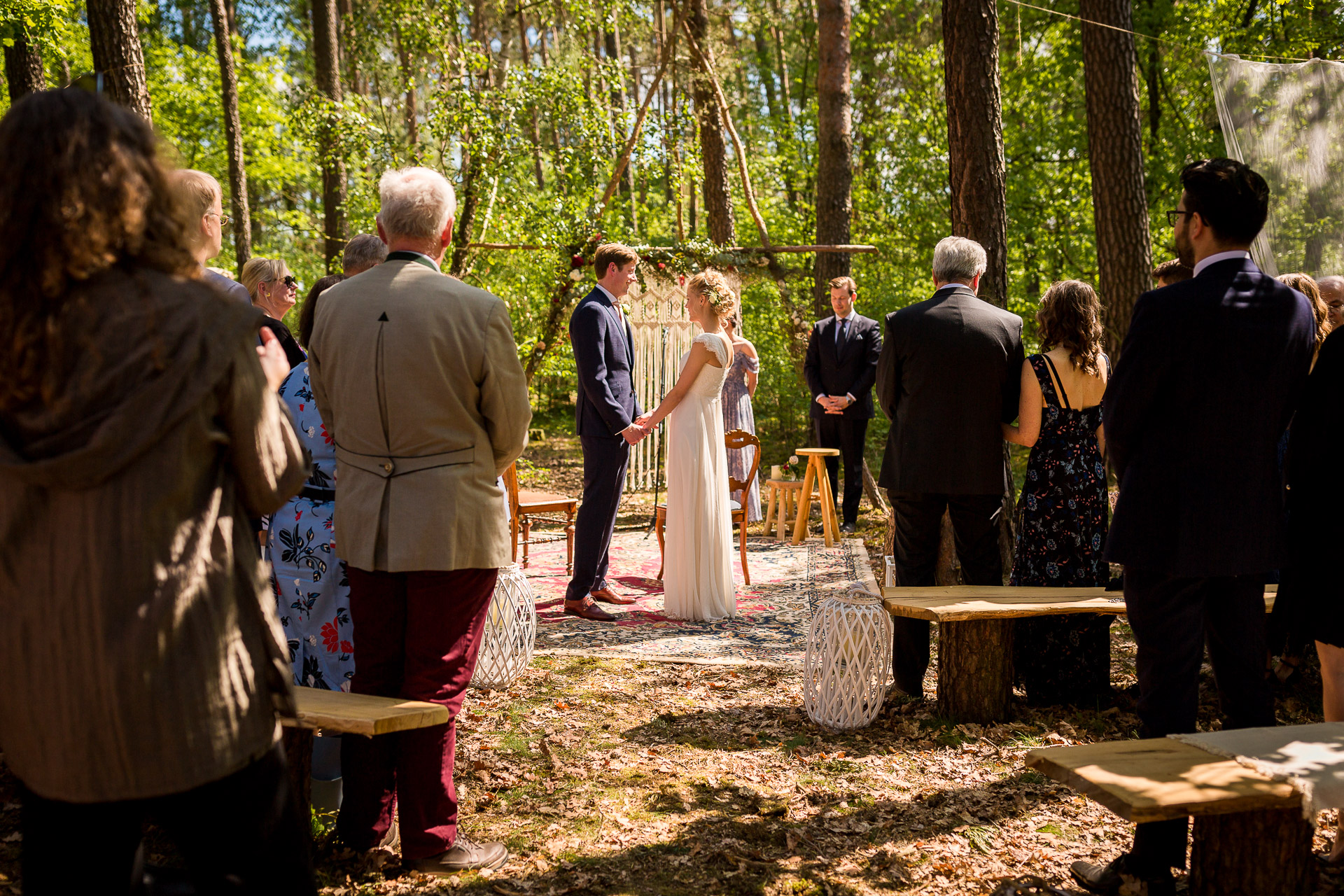 Brautpaar bei Ihrer Waldhochzeit in Mügeln