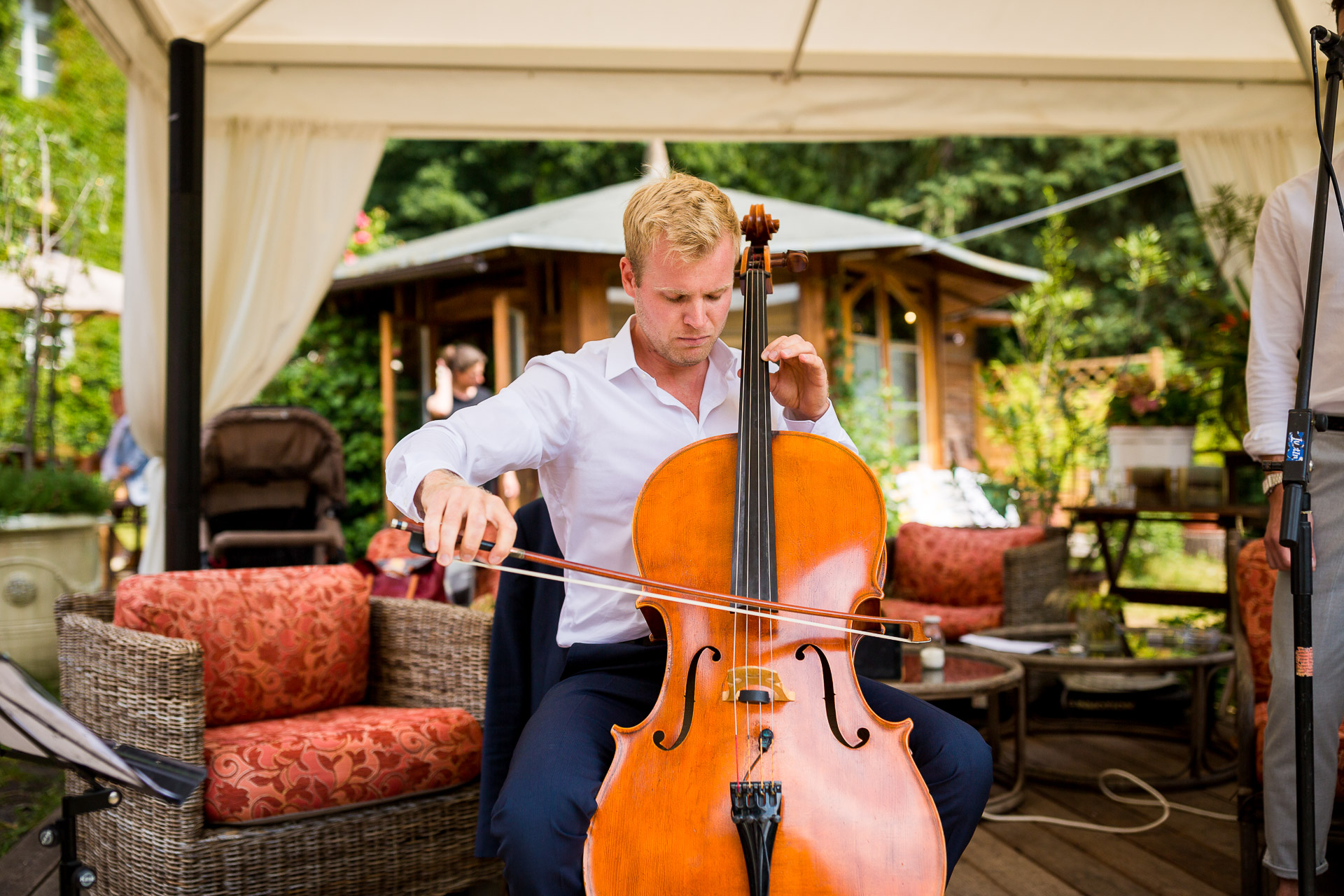 Cellospieler - Live Musik zur Hochzeit