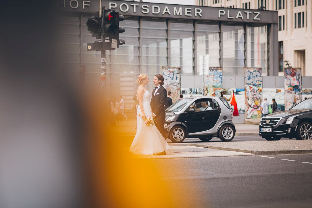 Spontanes Brautpaarshooting in der Stadt